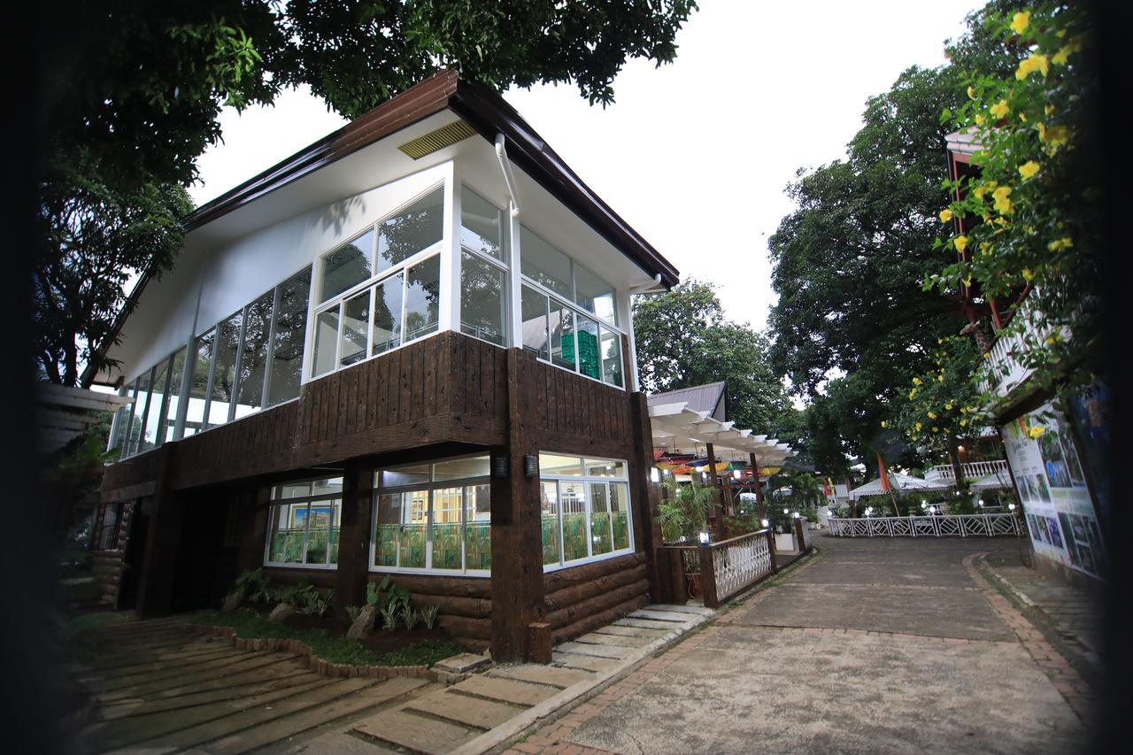 Luljetta'S Place Garden Suites Antipolo Extérieur photo